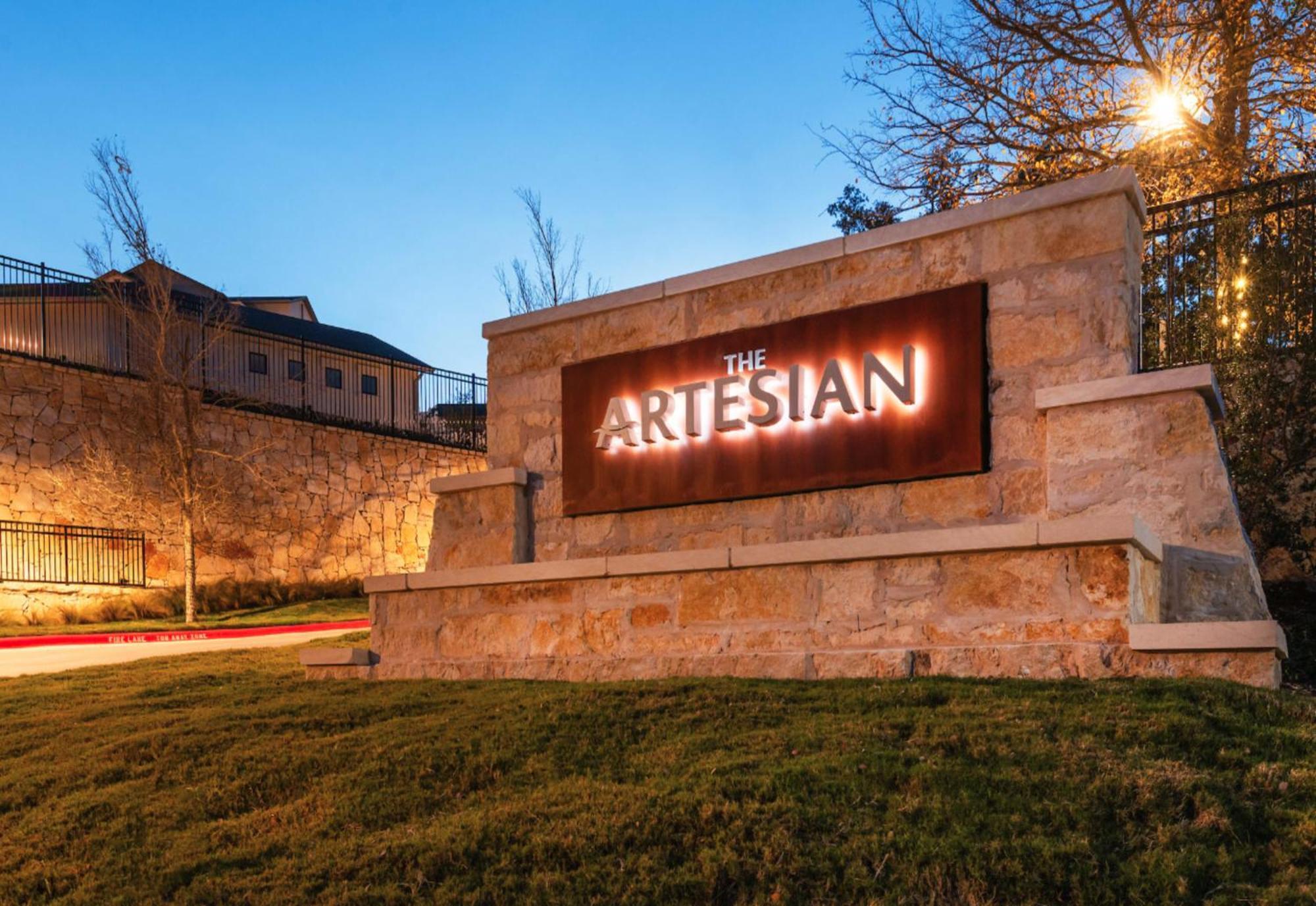 The Artesian Apartments By Barsala The Hills Dış mekan fotoğraf